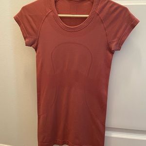 Lululemon Swiftly Tech short sleeve